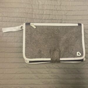 Munchkin Diaper Changing Station